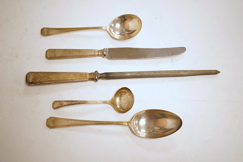 An Elizabeth II part canteen of silver cutlery, by Mappin & Webb, comprising six of the following, tablespoons, table forks, dessert spoons, soup spoons dessert forks, coffee spoons, teaspoons, grapefruit spoons, fish fo